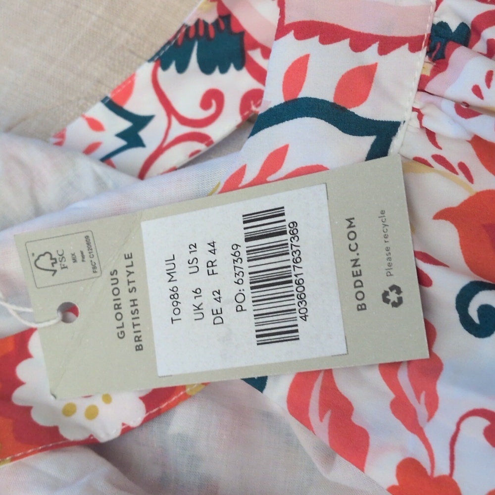 Boden Orange and Cream Floral Crop Top - Picture 3 of 14